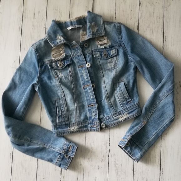 destroyed cropped denim jacket
